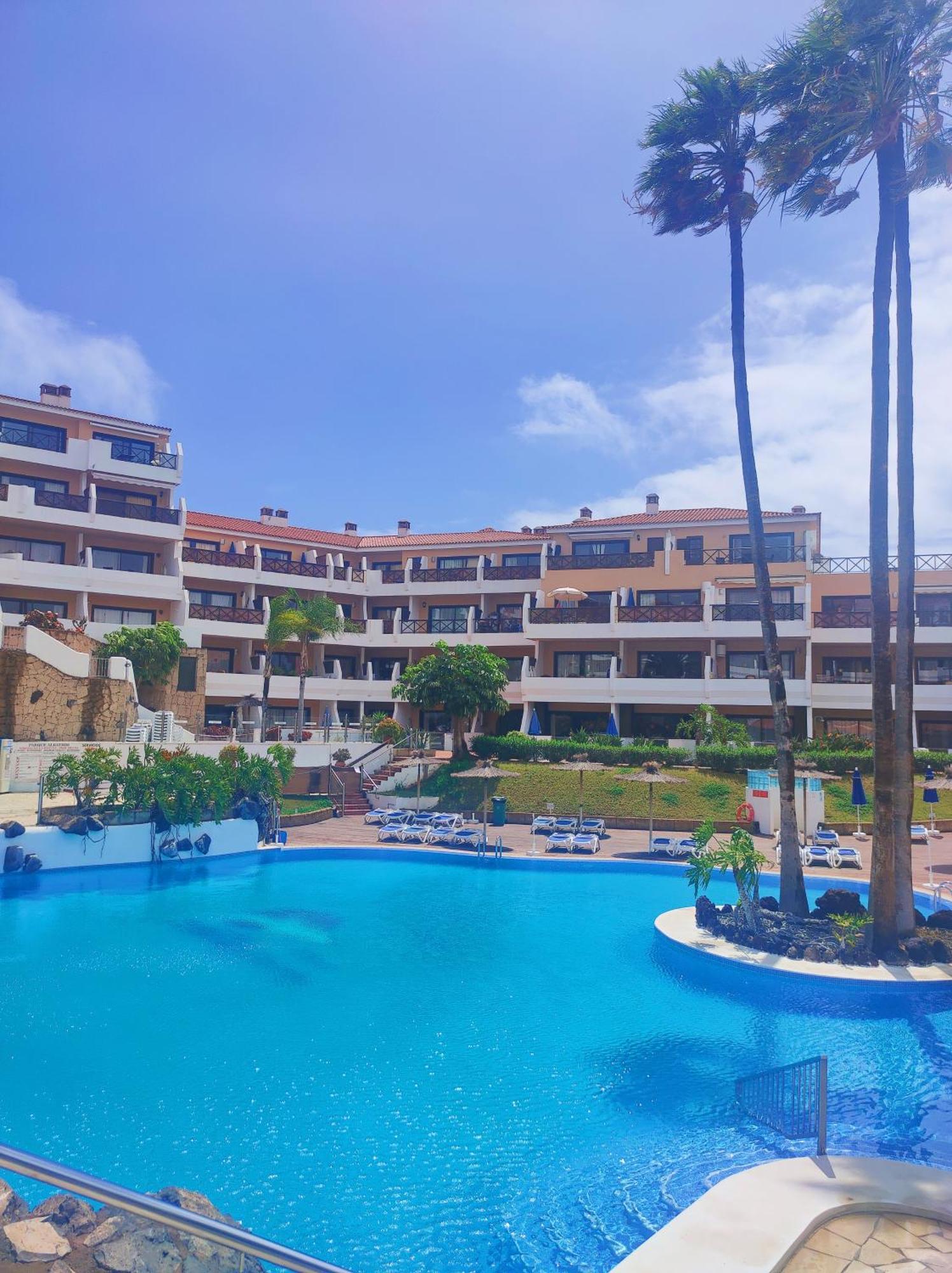 Moderno Y Luminoso Atico Con Vistas Y Piscina Apartment San Miguel de Abona Exterior foto