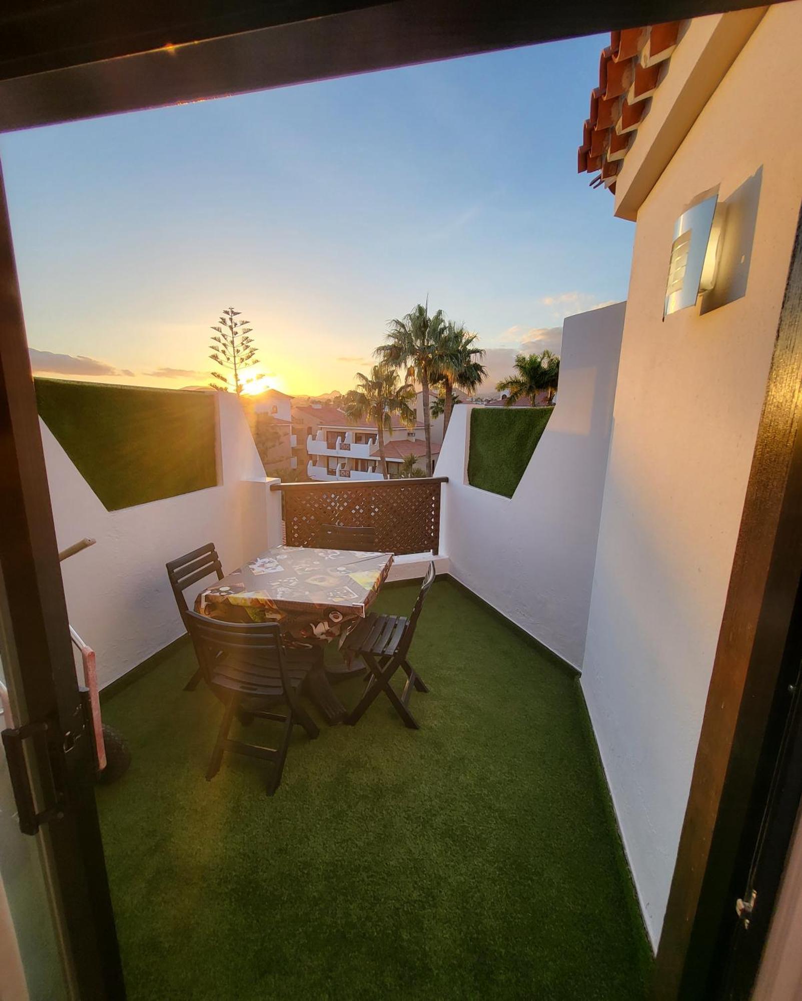Moderno Y Luminoso Atico Con Vistas Y Piscina Apartment San Miguel de Abona Exterior foto