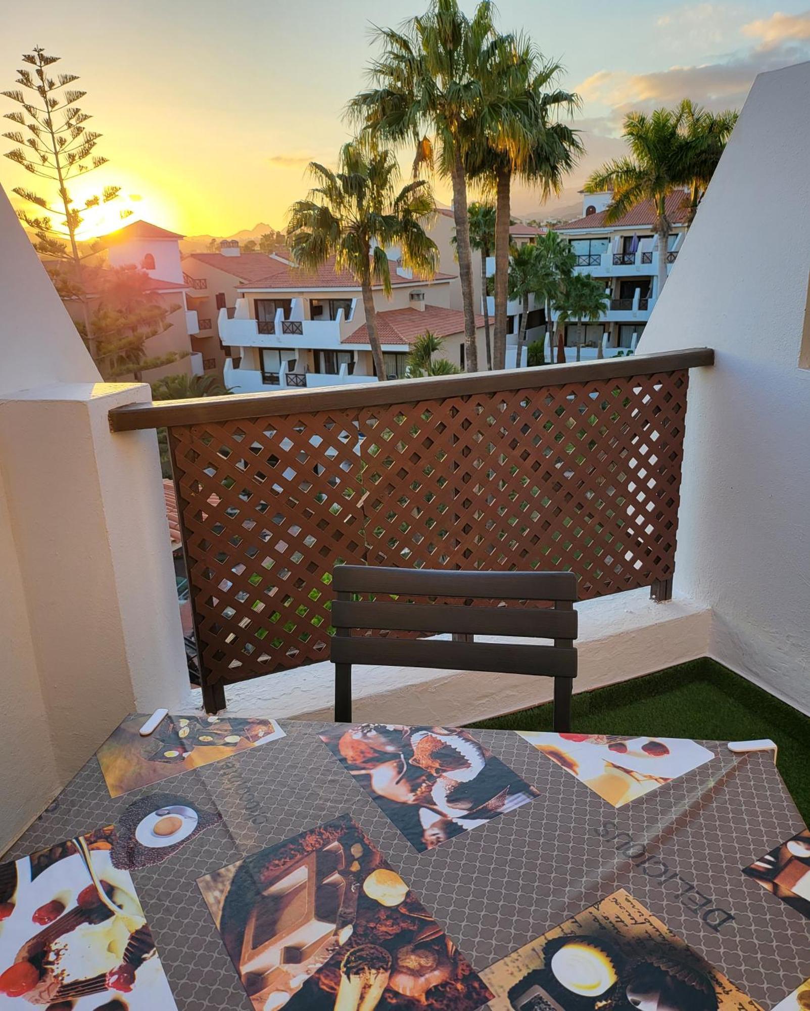 Moderno Y Luminoso Atico Con Vistas Y Piscina Apartment San Miguel de Abona Exterior foto