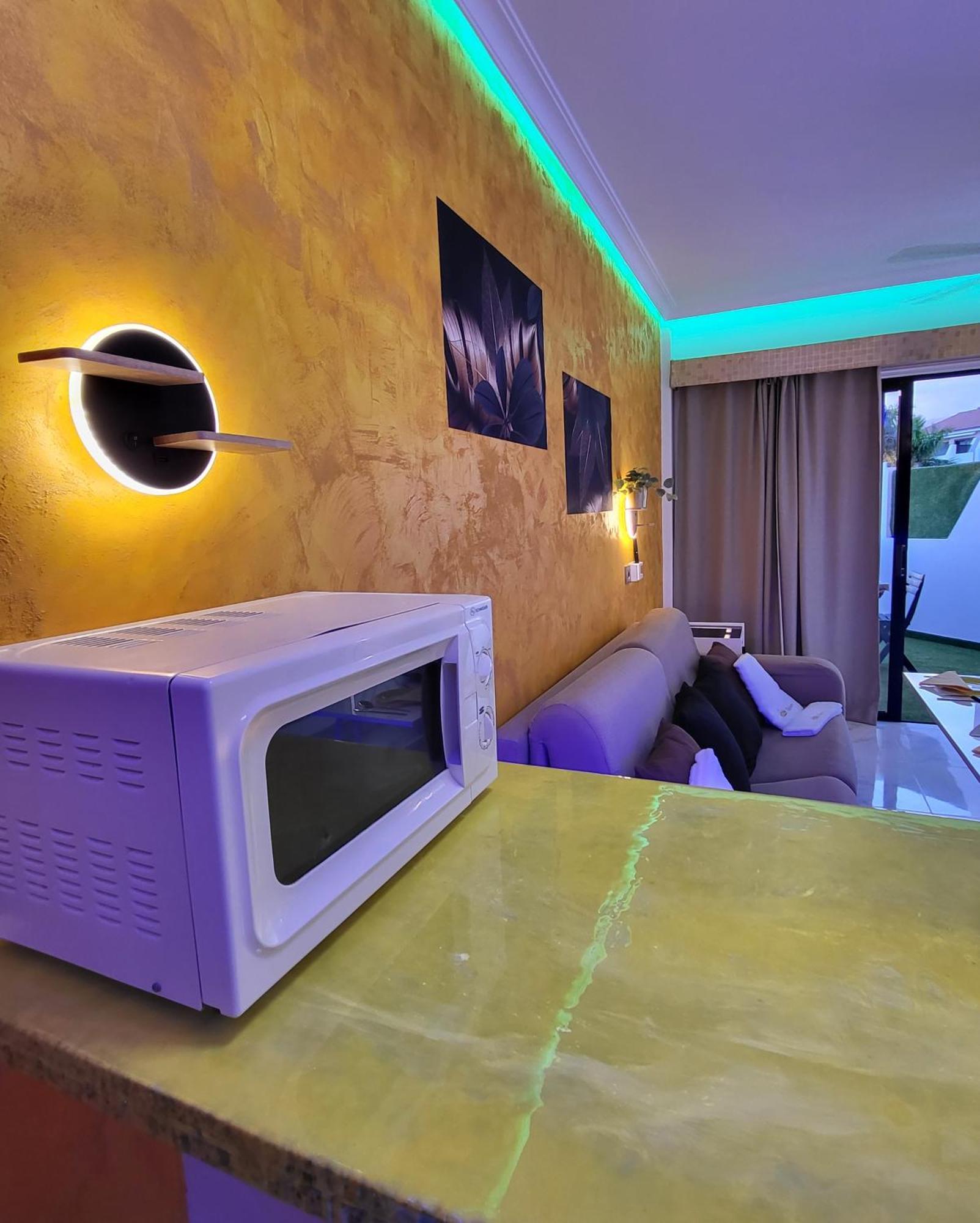 Moderno Y Luminoso Atico Con Vistas Y Piscina Apartment San Miguel de Abona Exterior foto